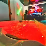 Galaxy Spa-4 Pers-jacuzzi-insolite-parking-jardin-clim-colmar * Holtzwihr