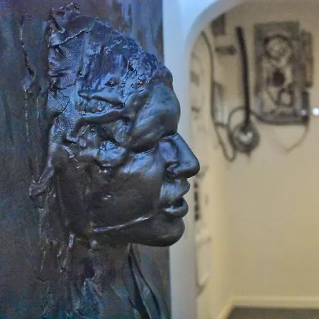 Galaxy Spa-4 Pers-jacuzzi-insolite-parking-jardin-clim-colmar