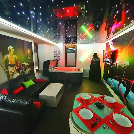 Galaxy Spa-4 Pers-jacuzzi-insolite-parking-jardin-clim-colmar *